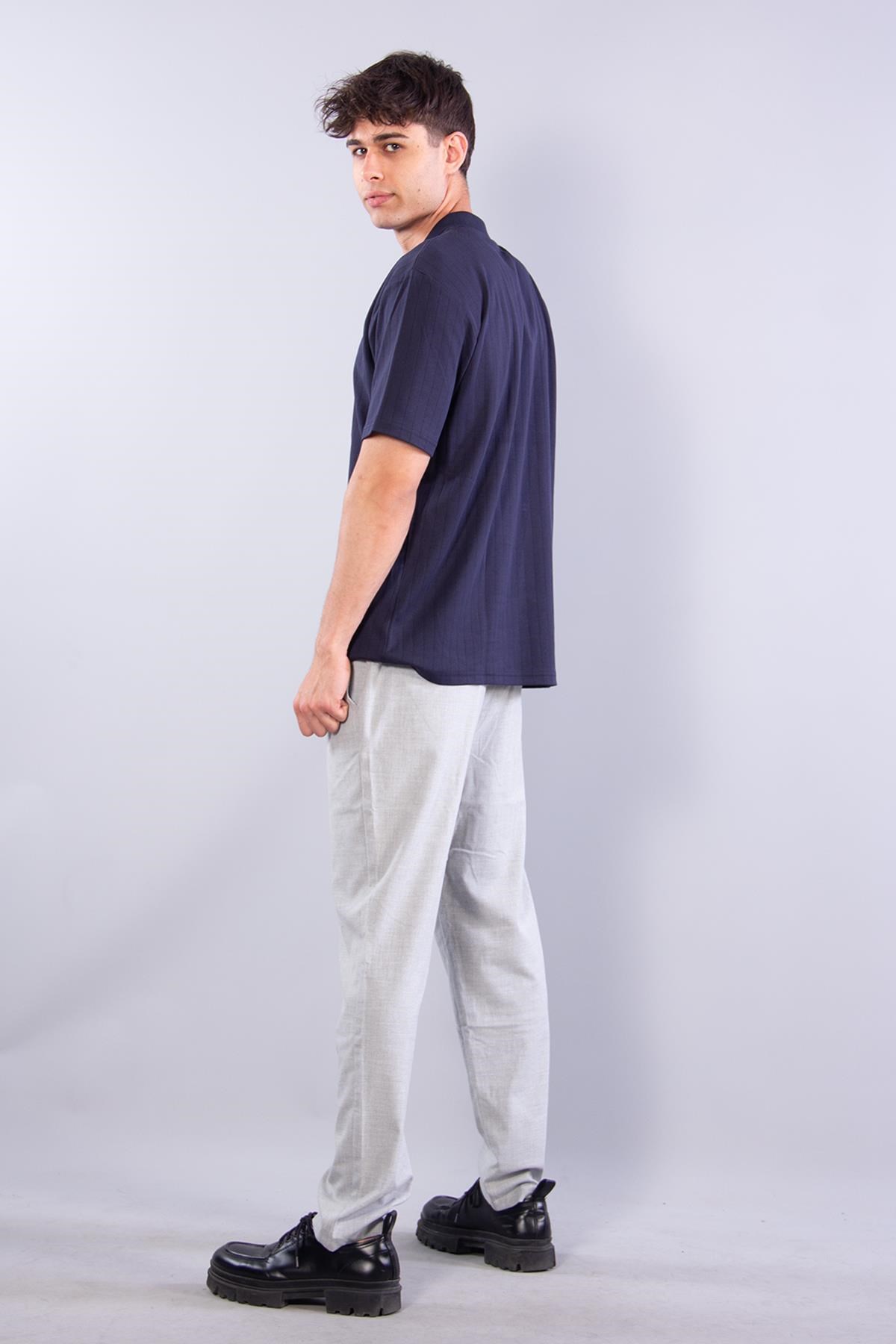 T-shirtmckanzie4051 Düğmeli Yakalı Kendinden Şeritli T-shirtkadınerkek