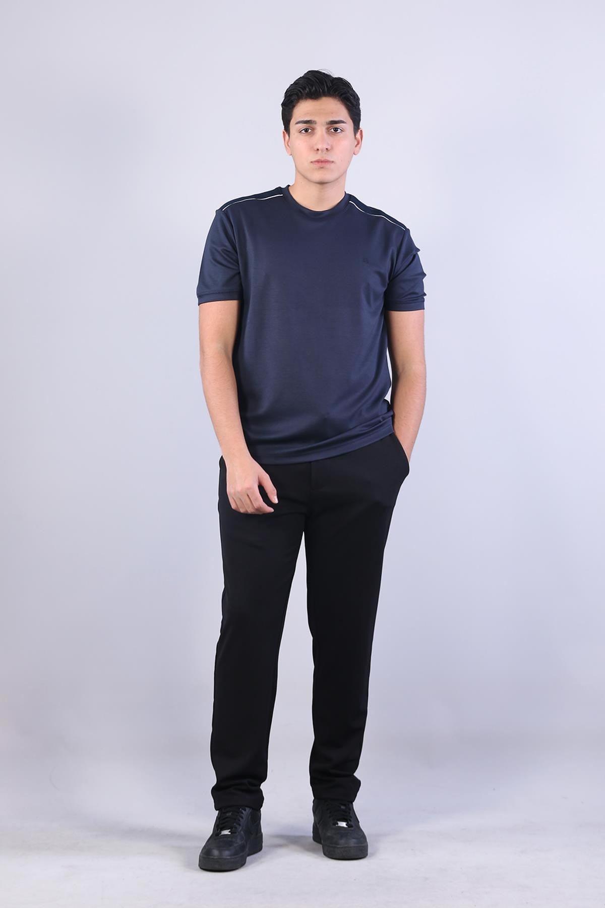 T-shirtmckanzie4625 Modal Kumaş Omuz Trikolu O Yaka T-shirtkadınerkek