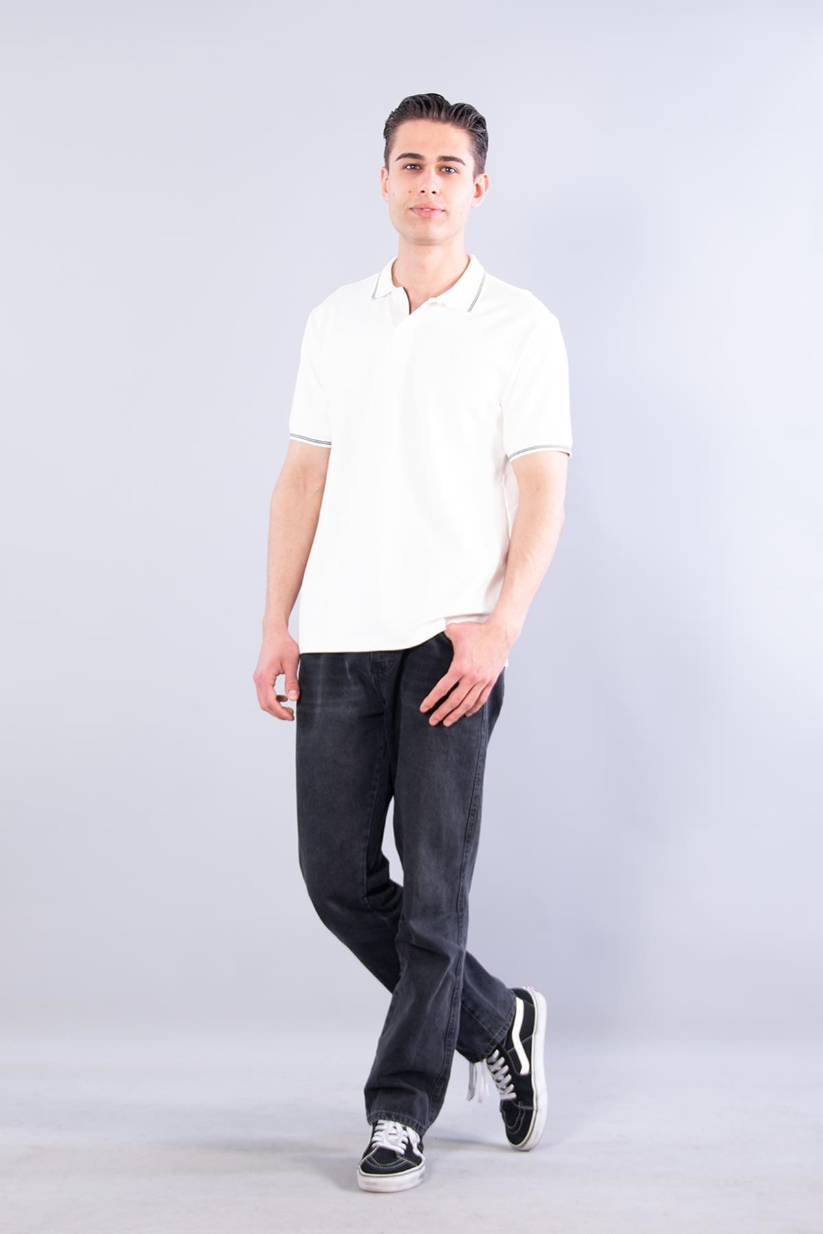 T-shirtmckanzie4661 Yaka Kol Ucu Çizgili Yakalı T-shirtkadınerkek