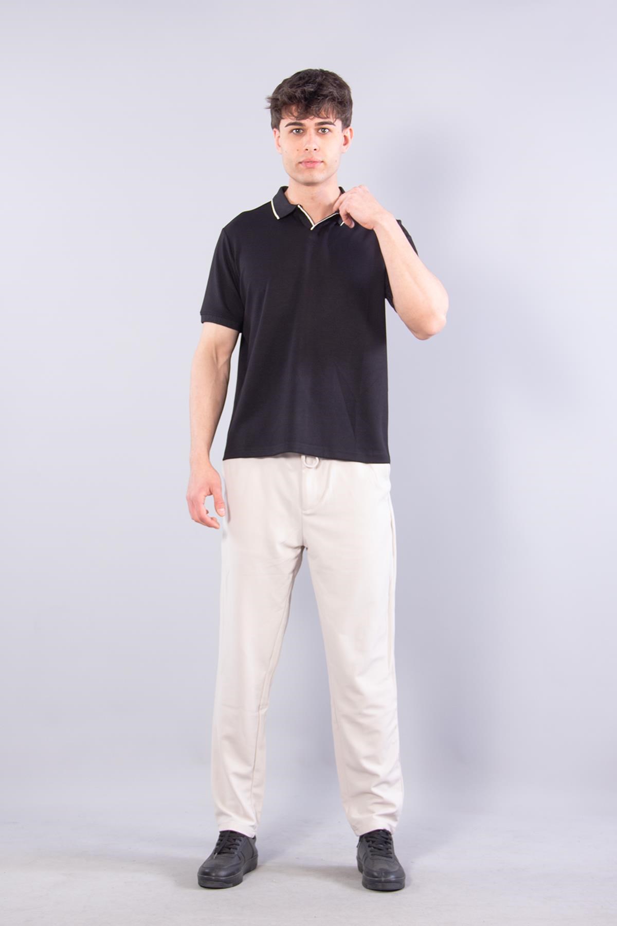 T-shirtmckanzie4666 Modal V Patlı Yaka Ucu Çizgili T-shirtkadınerkek