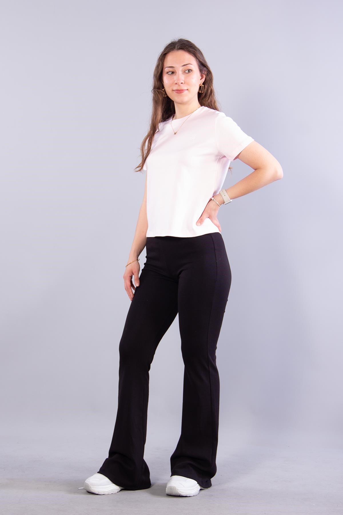 T-shirtmckanzie6719 Fiyonk Nakışlı İnterlok T-shirtkadınerkek