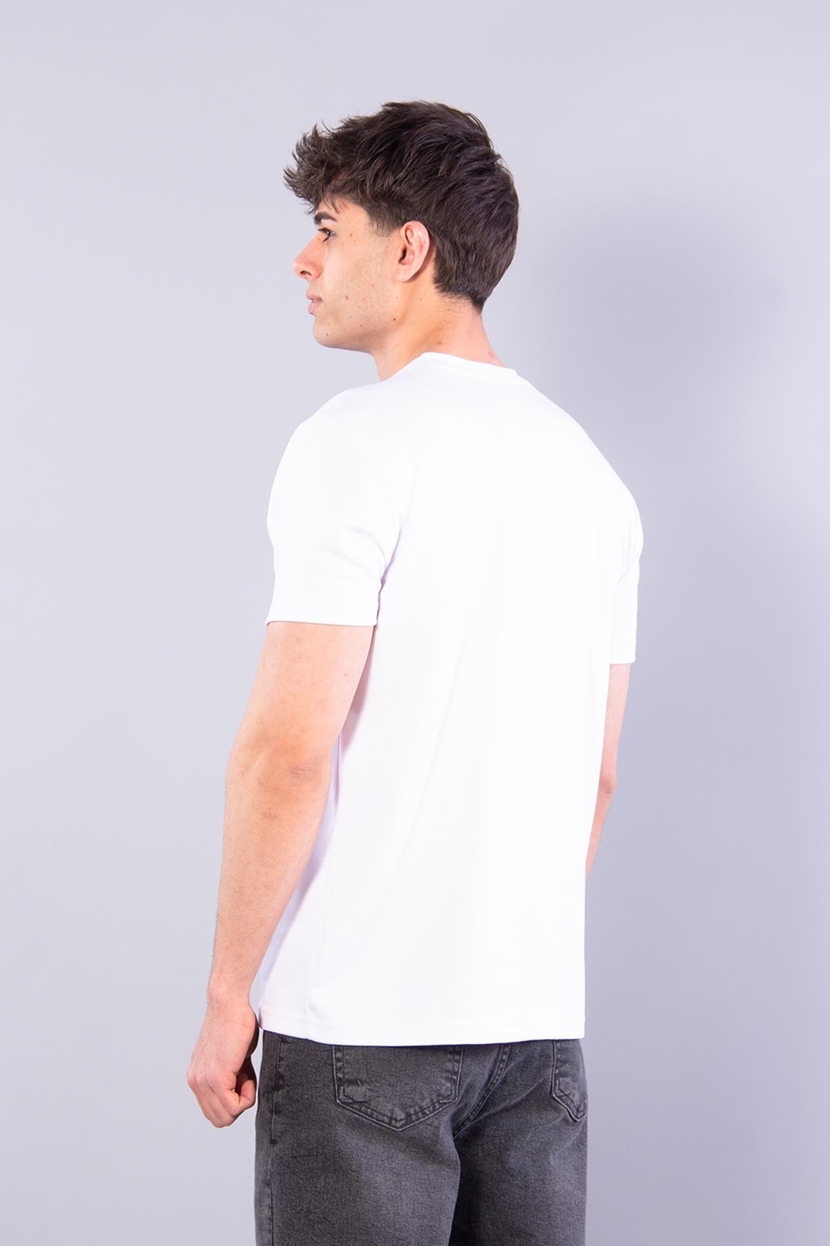 T-shirtmckanzie8377 All Those Moment Till Kabartma Baskılı O Yaka Modal T-shirtkadınerkek