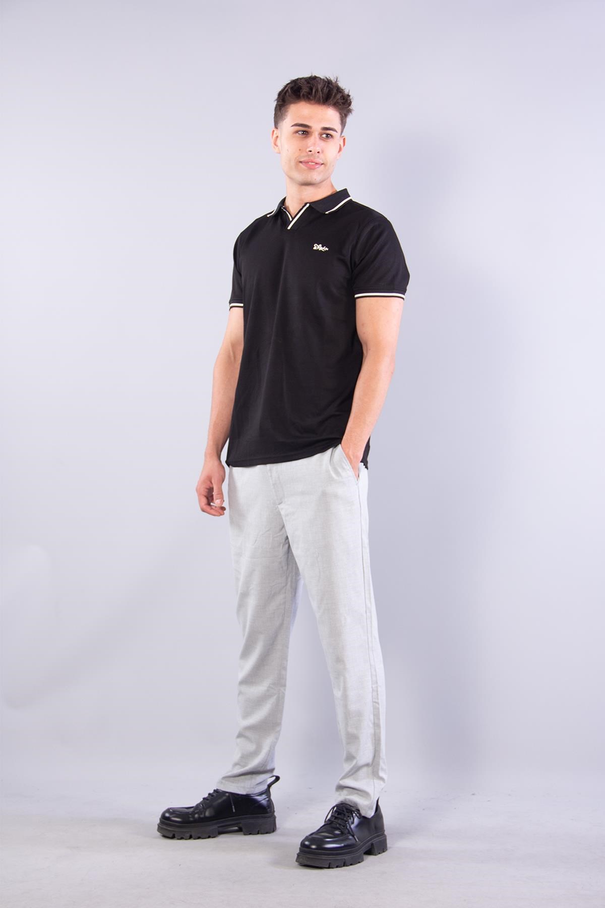 T-shirtmckanzie8381 V Pat Yakalı Modal Kumaş Yaka Kol Çizgili T-shirtkadınerkek