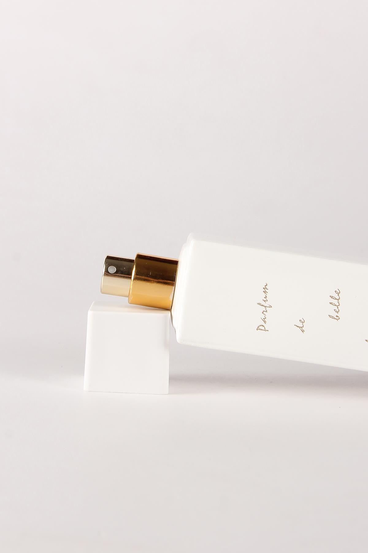 ParfümmckanzieParfum De Belle Femme Parfümkadınerkek