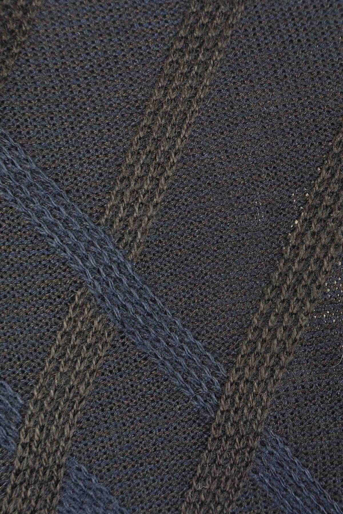 Neyir Triko Çelik Örme Klasik Kalıp Yünlü Lacivert V Yaka Tasarım Triko Kazak