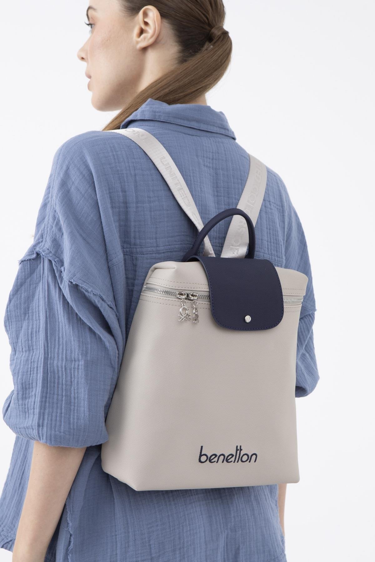 57-1608-4-TAS/LACİVERT1608 Taş-Lacivert Benetton Kadın Sırt Çantası