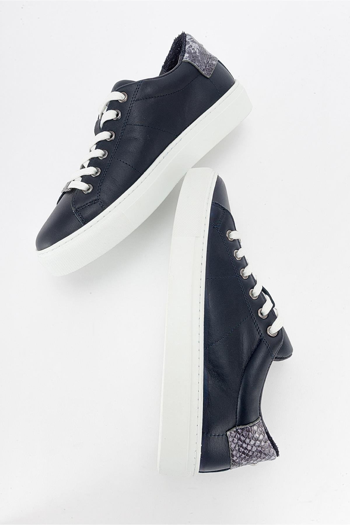 116-240056-1-LACIVERTAYVERIE Lacivert Hakiki Deri Kadın Sneakers