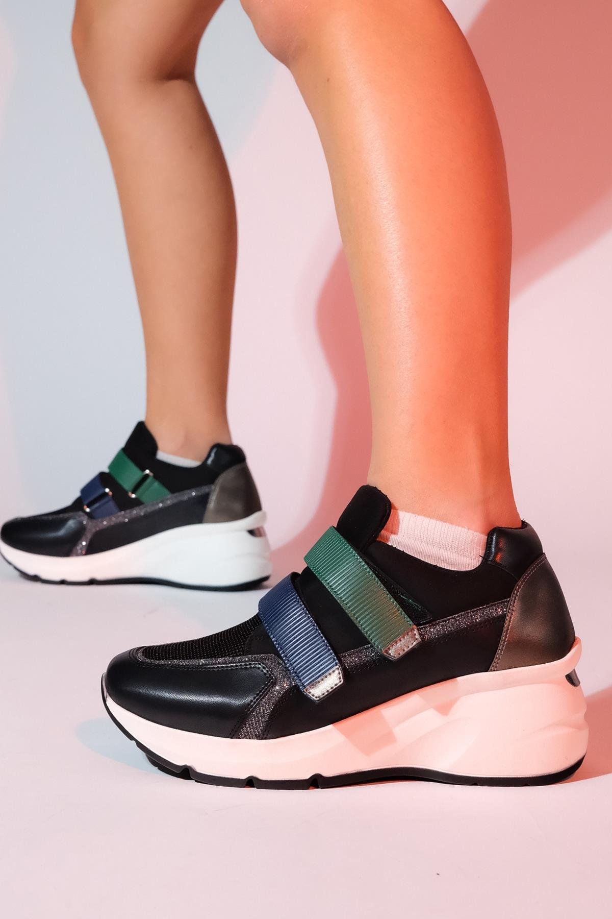 98-62169-5-SIYAH MULTIBERGE Siyah Multi Kadın Cırtlı Dolgu Taban Spor Sneakers