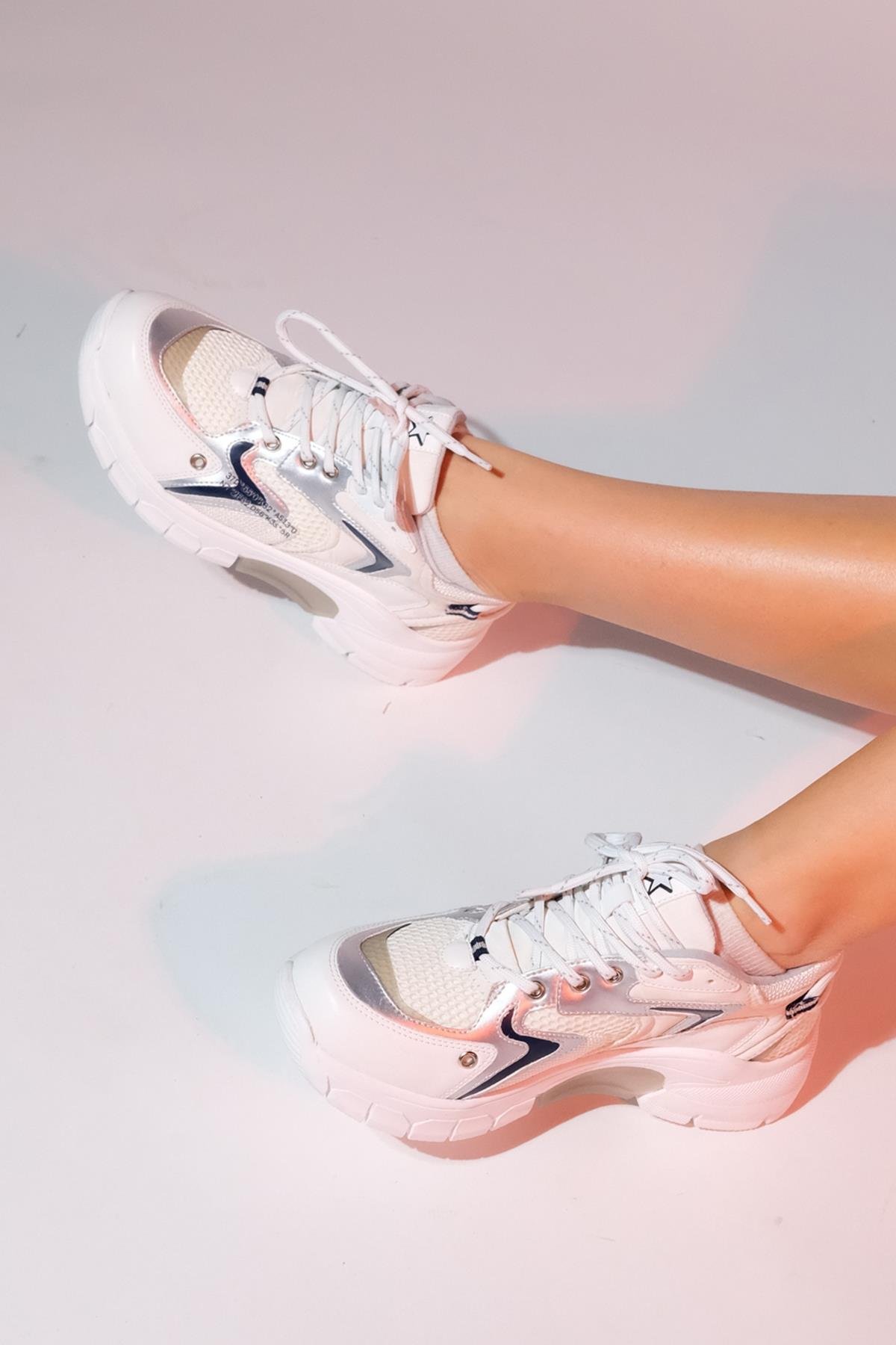 98-51166-5-BEYAZ/GUMUS MULTIDUJA Beyaz Gümüş Multi Fileli Kadın Kalın Taban Spor Sneakers