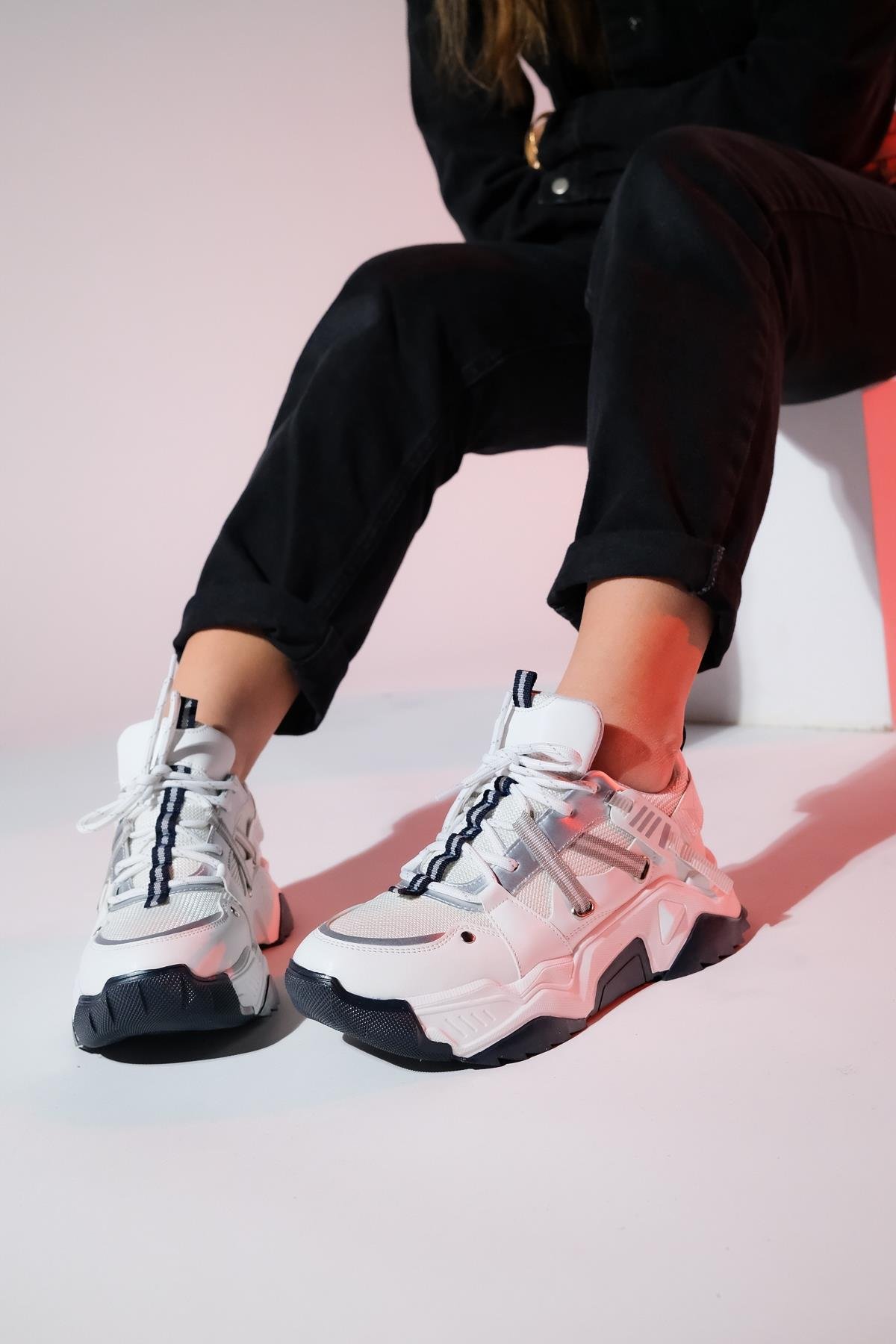 98-65160-7-BEYAZ/LACILEONA Beyaz-Laci Kadın Spor Sneakers