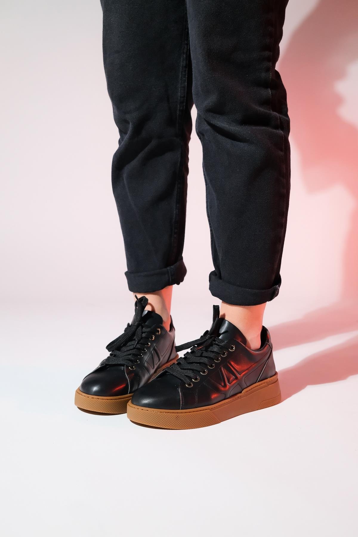 223-1508-1-SIYAHLİEZ Siyah Kadın Spor Sneaker