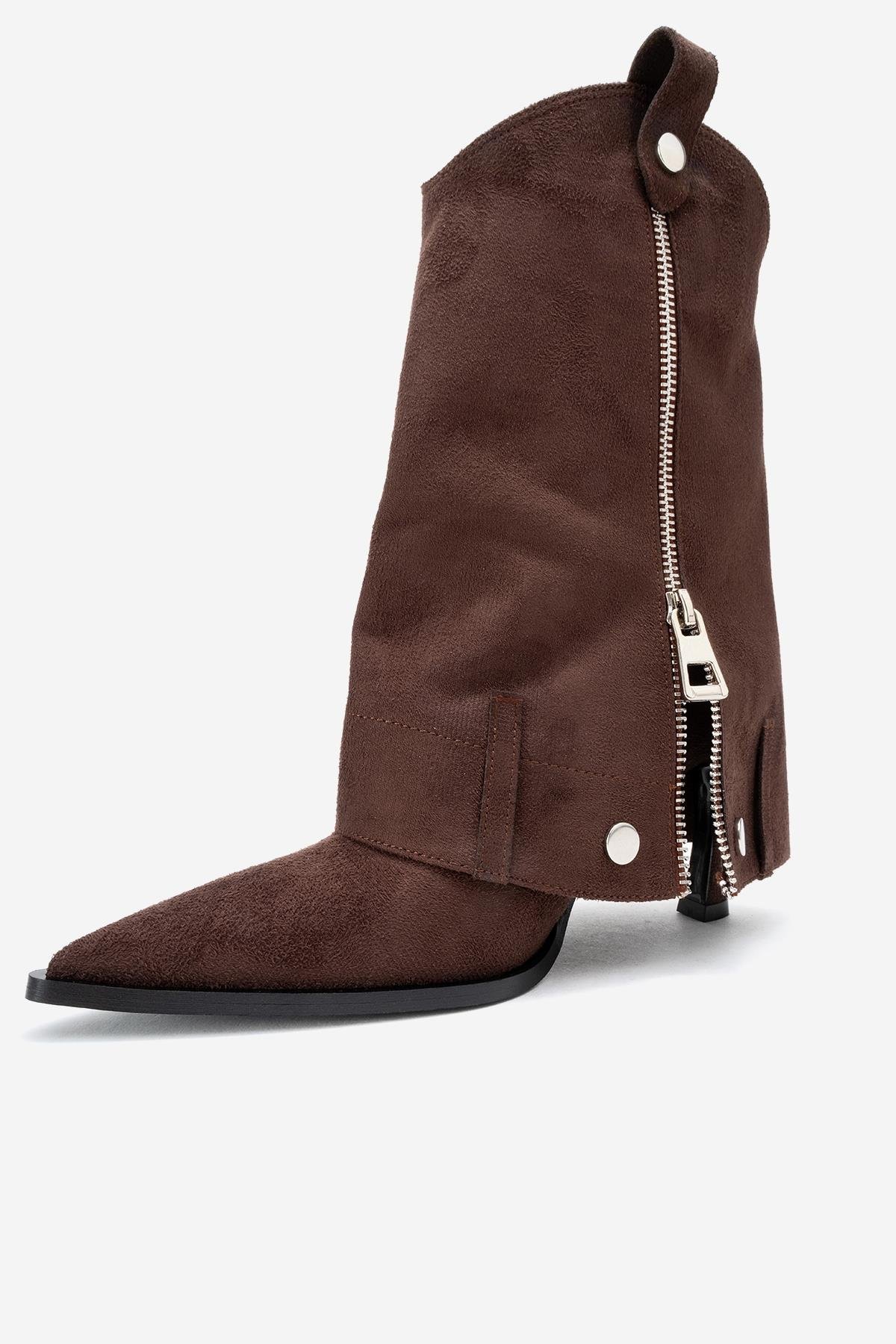 104-07086-5-KAHVERENGI SUETLOLA Kahverengi Süet Fermuarlı Sivri Burunlu Kadın Topuklu Bot