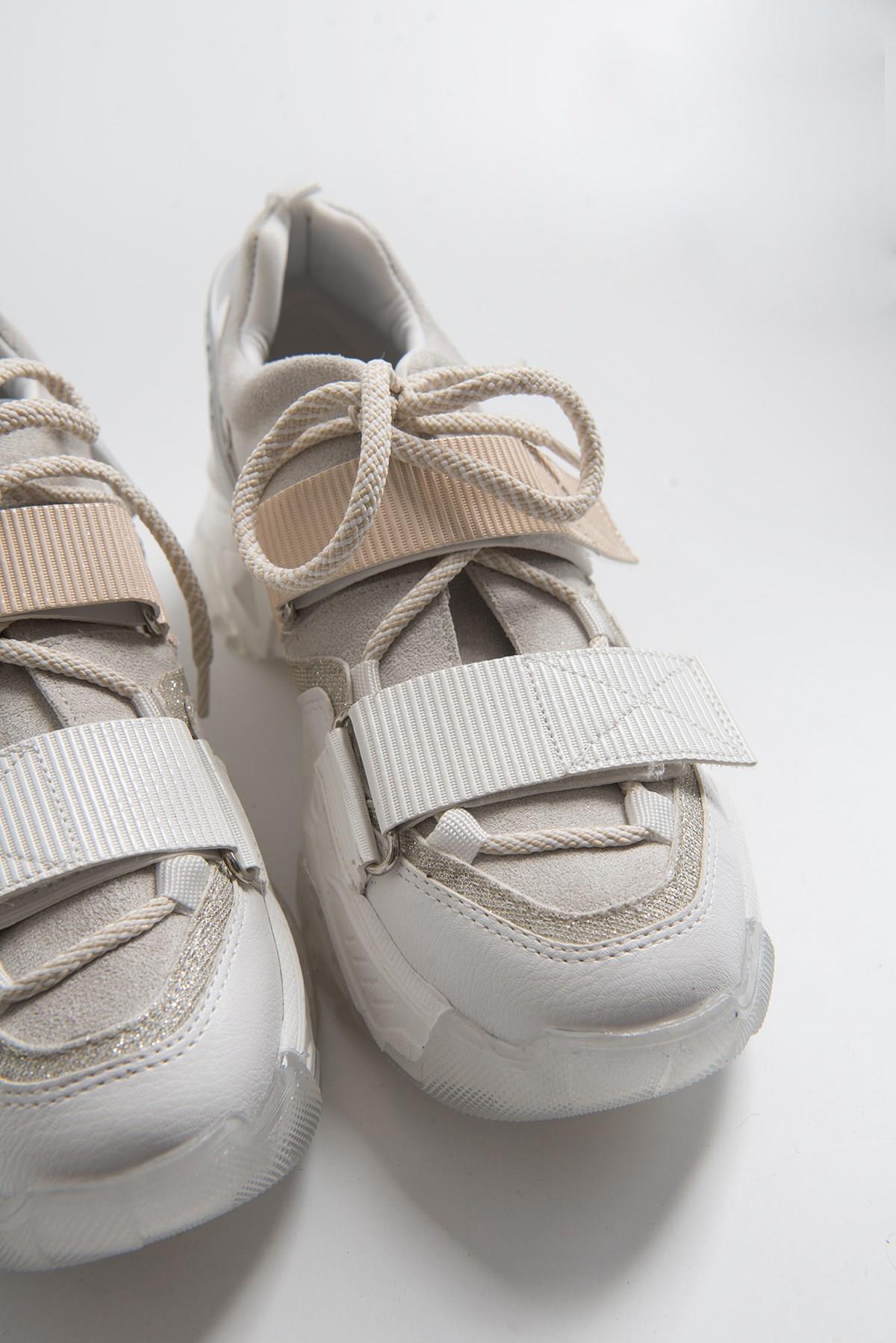 98-65140-9LULEN Beyaz Beyaz Rugan Sim Yazılı Cırtlı Kadın Spor Sneakers