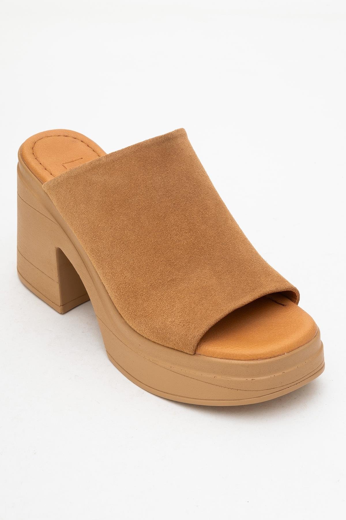98-D21102-2-TABA SUETNOLA Taba Süet Hakiki Deri Kadın Platform Topuklu Terlik