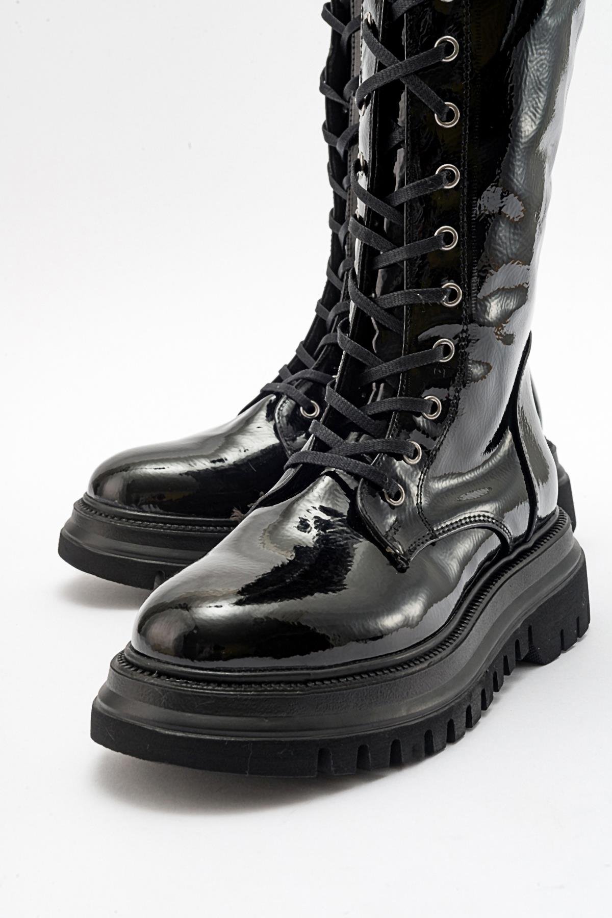 210-1039-2-SIYAH KIRISIKPEGOS Siyah Kırışık Bağcıklı Fermuarlı Kadın Çizme