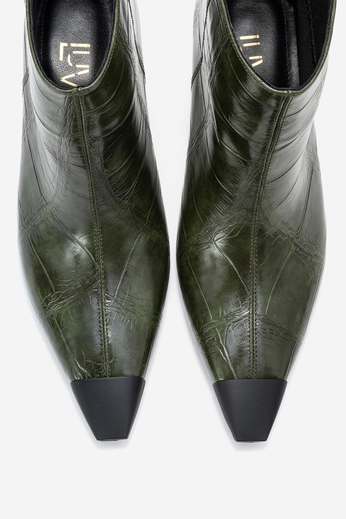 80-601-5-YESIL BASKIRASSEL Yeşil Baskı Mat Burunlu Kadın İnce Topuklu Bot