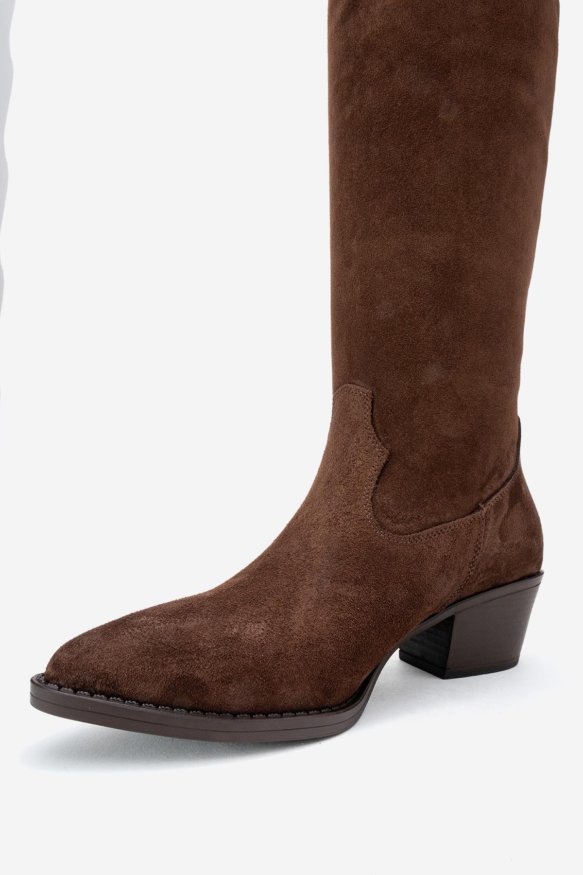 9-3018-3-KAHVERENGIRİOS Kahverengi Hakiki Deri Süet Püsküllü Kadın Kalın Topuklu Çizme