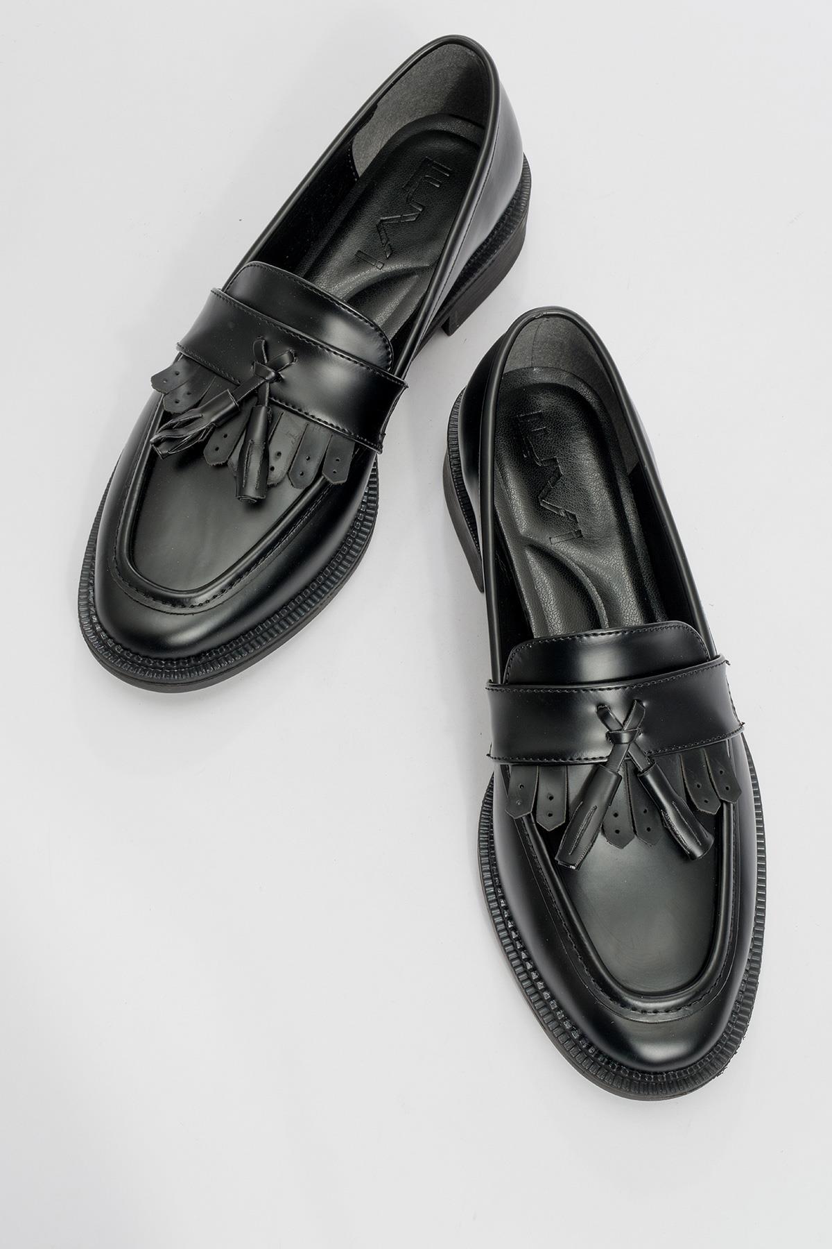 1-386K907-4-SIYAH MAT RUGANLİLY Siyah Mat Rugan Kadın Loafer