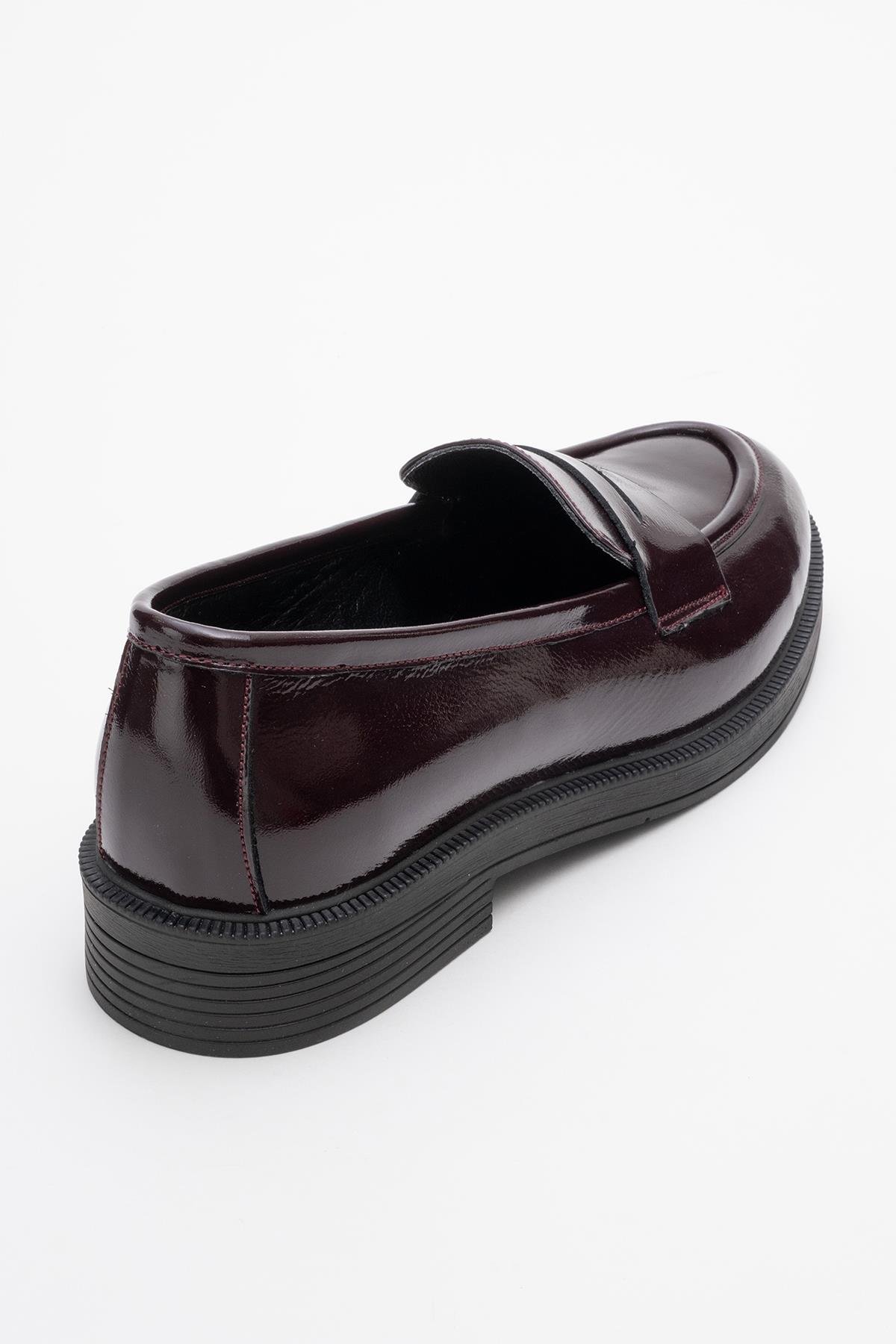 139-03-4-BORDO RUGANPLİNE Bordo Rugan Hakiki Deri Kadın Loafer Ayakkabı