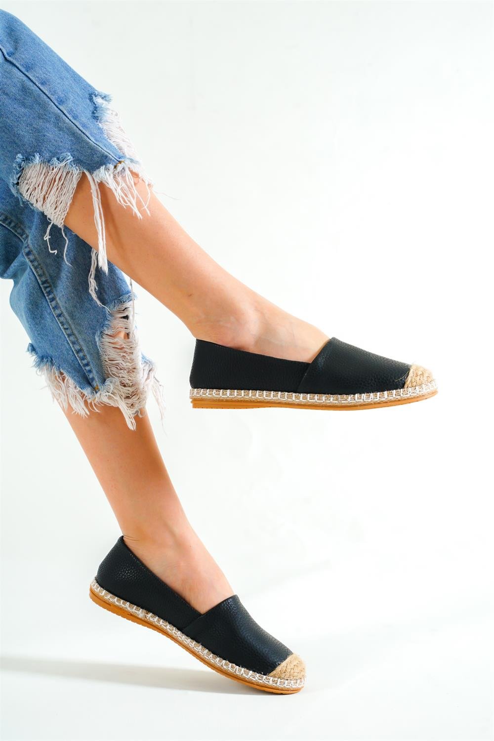 Capone 001 Women Black Espadrille