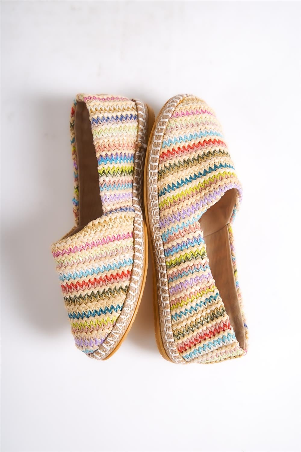 Capone 001 Women Multicolored Espadrille