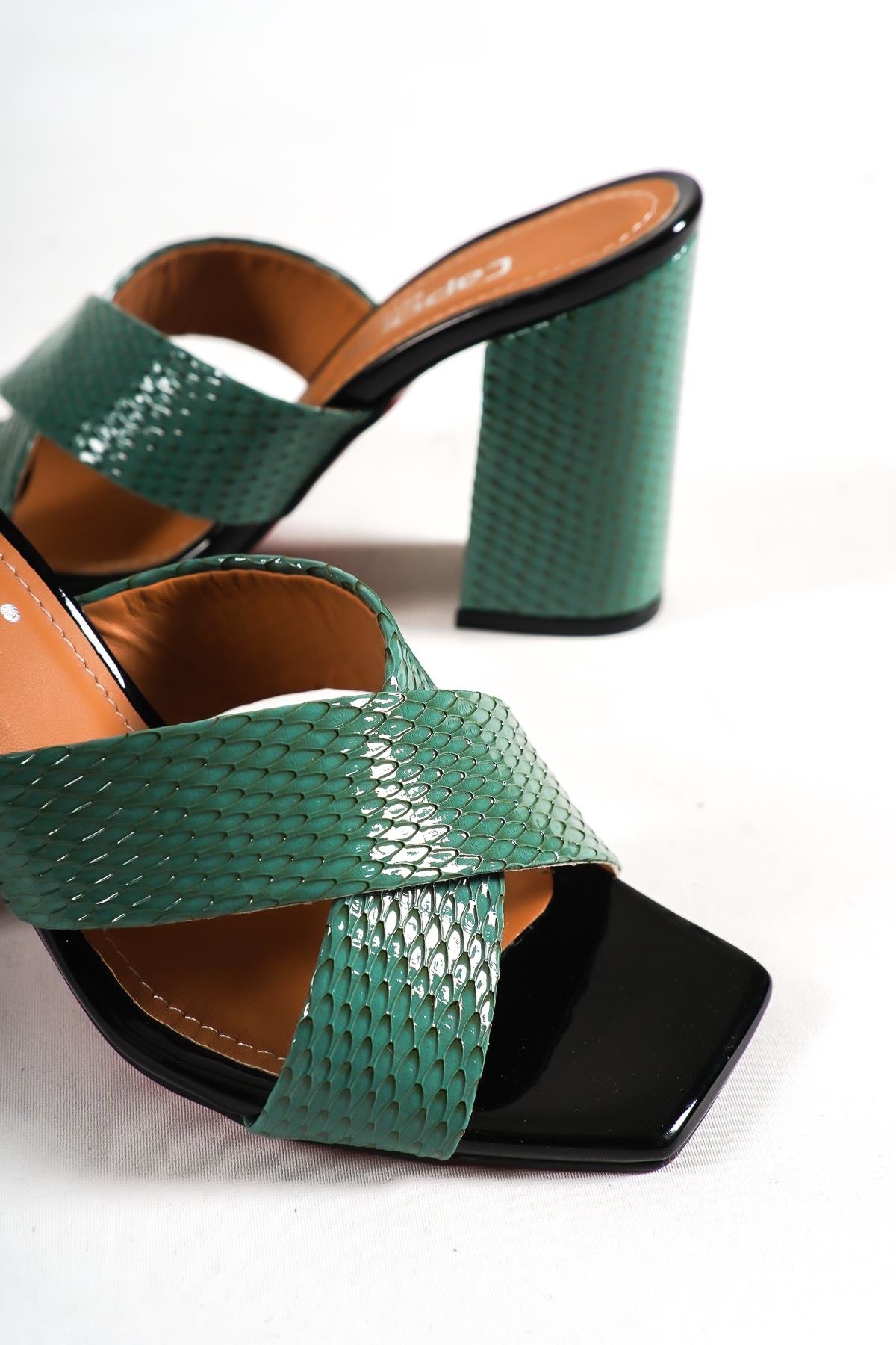 Capone 015 Block Heel Blunt Toe Women Petrol Sandals
