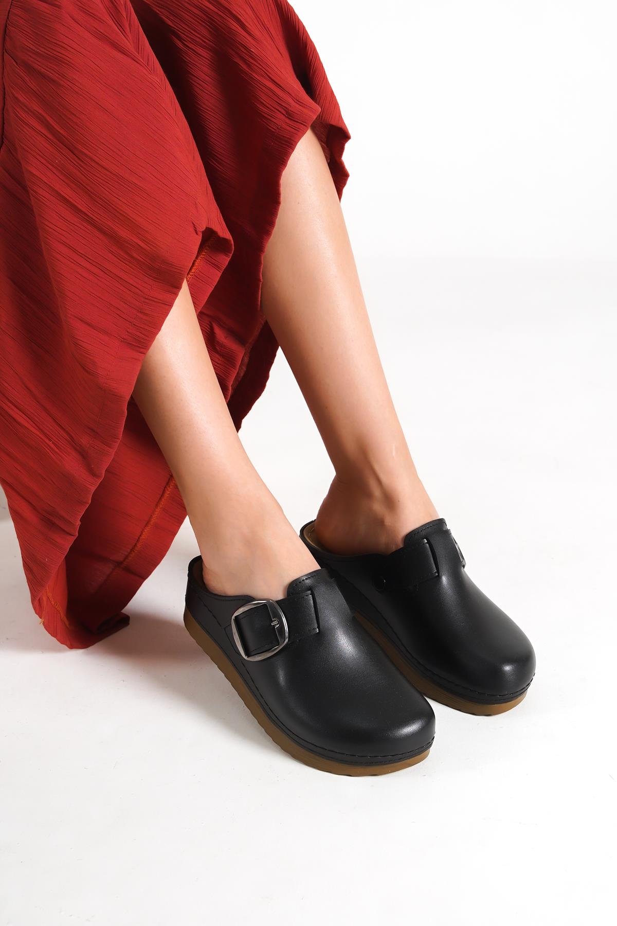 Capone 107090 Women Black Slingback Comfort Anatomical Sandals