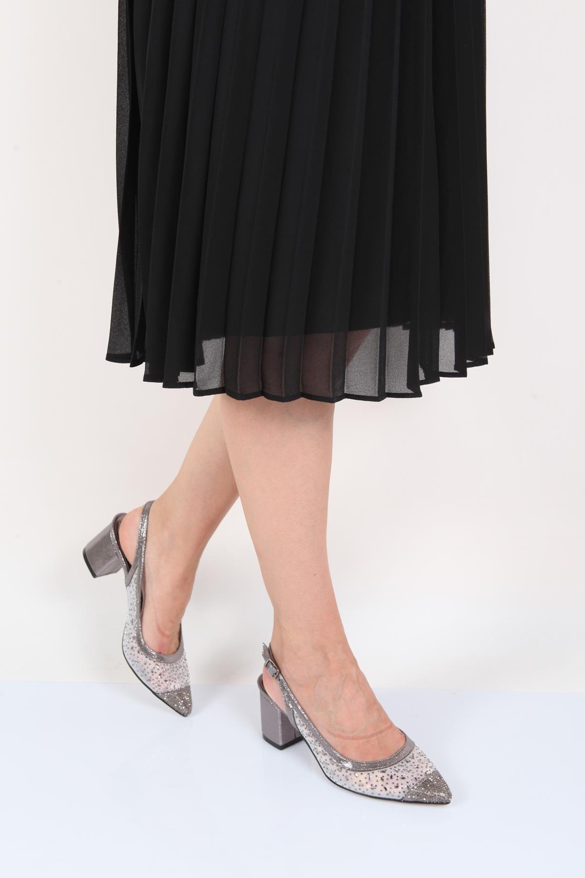 Capone 145 Block Heel Cristal Embellished Slingback Women Platinum Shoes