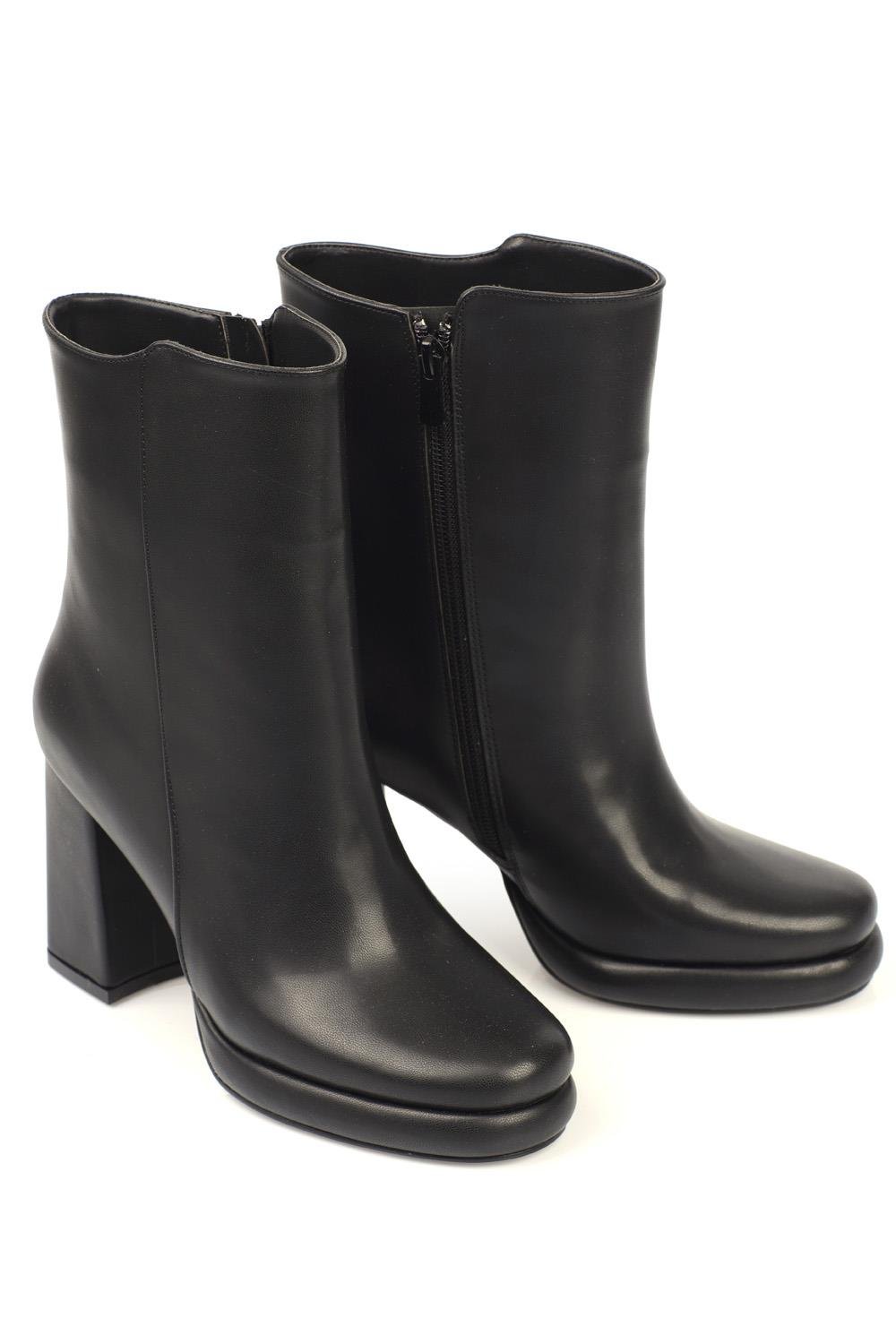 Capone Above Ankle Squoval Toe Side Zipper Platform Woman Booties