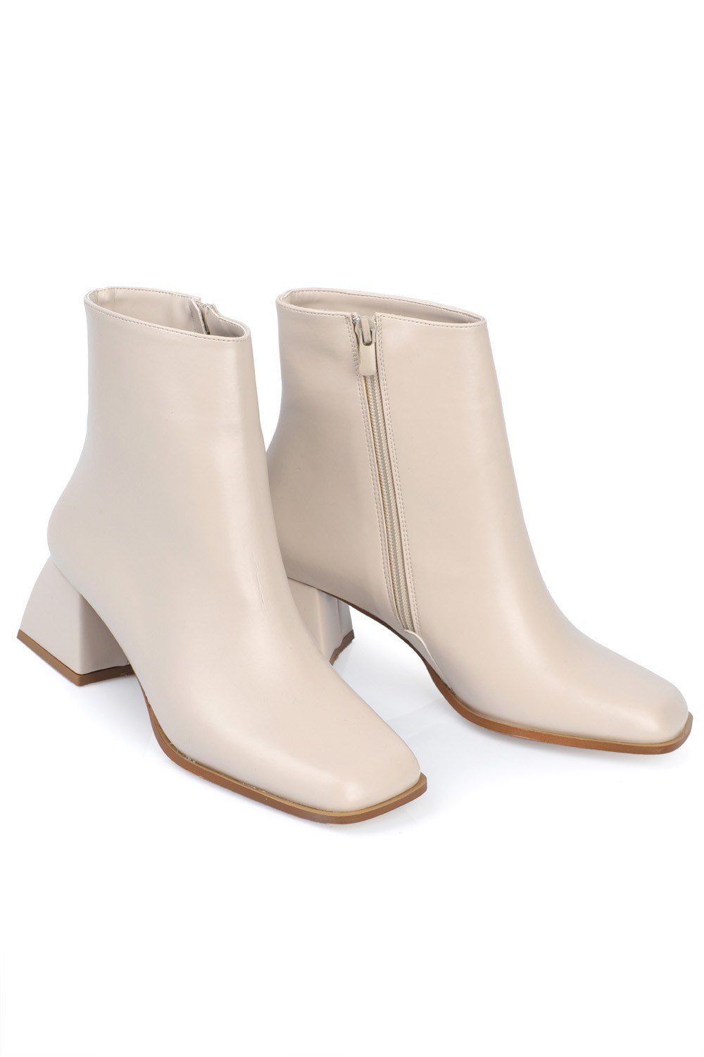 Capone Ankle Height Blunt Toe Side Zipper Woman Booties