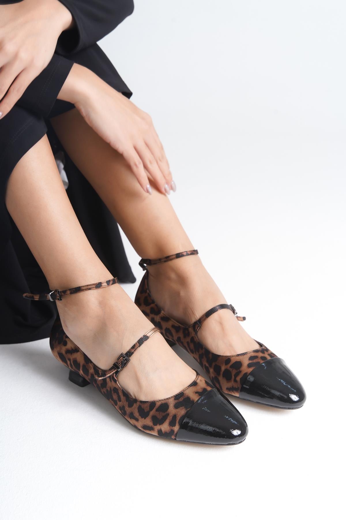 Capone Ankle-Strap Short-Heeled Women Leopard Shoes