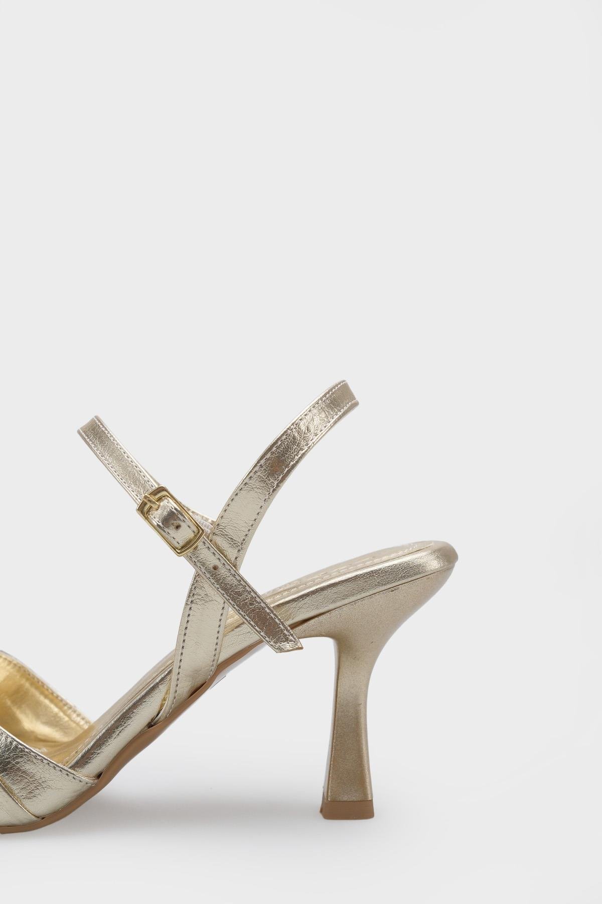Capone  Belvia Pointed Toe Metallic Ankle Strap Mid Heel Women Gold Shoe
