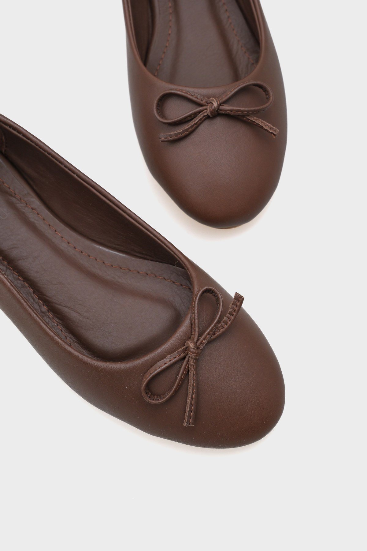 Capone Bloom Genuine Leather Bow Detail Round Toe Women Brown Ballerinas