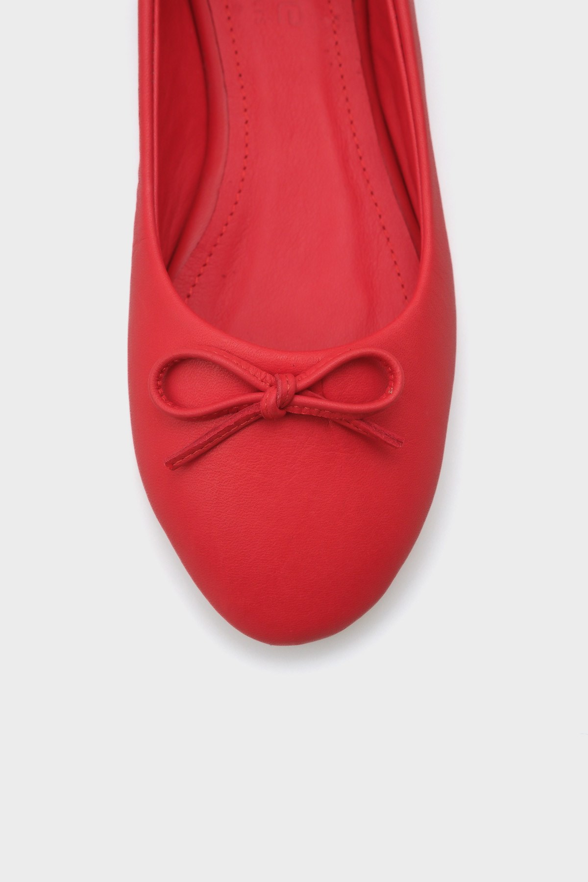 Capone Bloom Genuine Leather Bow Detail Round Toe Women Red Ballerinas