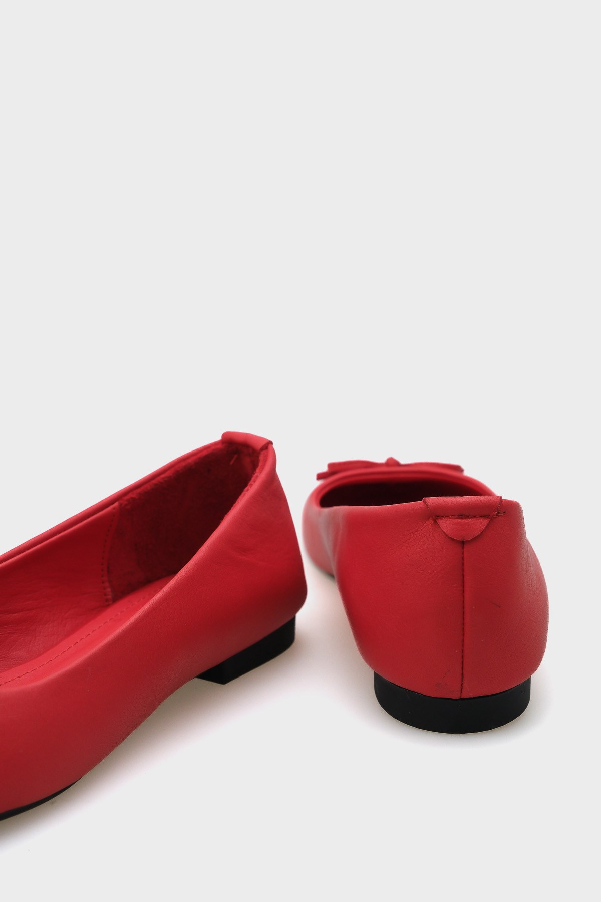 Capone Bloom Genuine Leather Bow Detail Round Toe Women Red Ballerinas