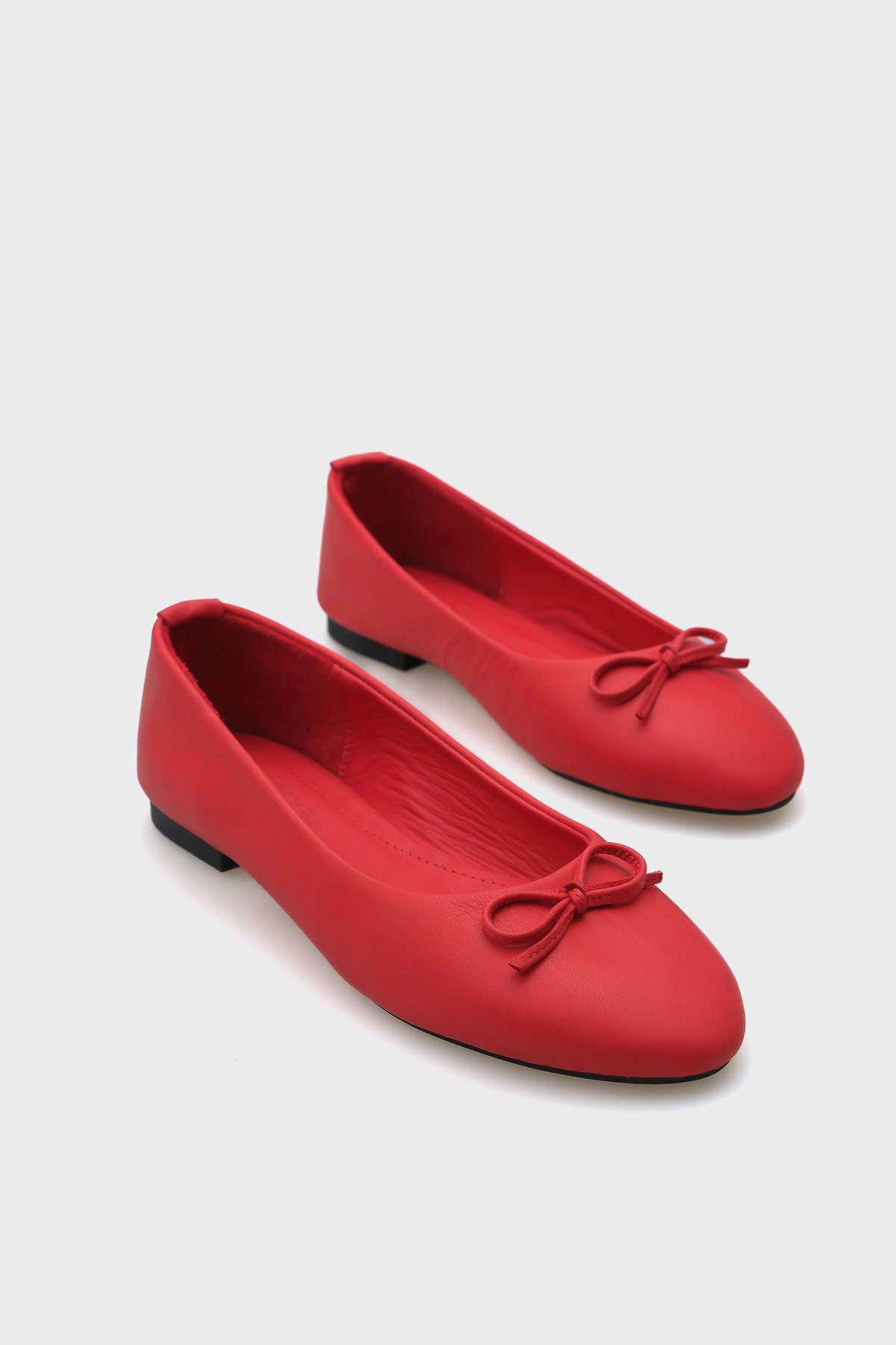 Capone Bloom Genuine Leather Bow Detail Round Toe Women Red Ballerinas