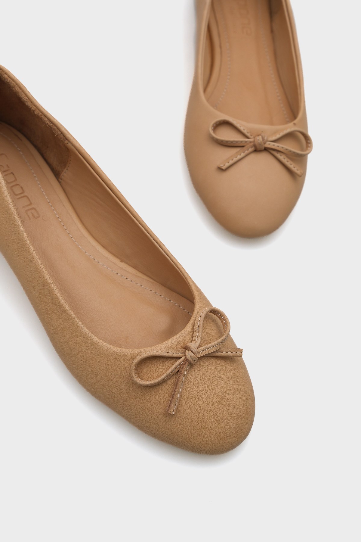 Capone Bloom Genuine Leather Bow Detail Round Toe Women Nude Ballerinas