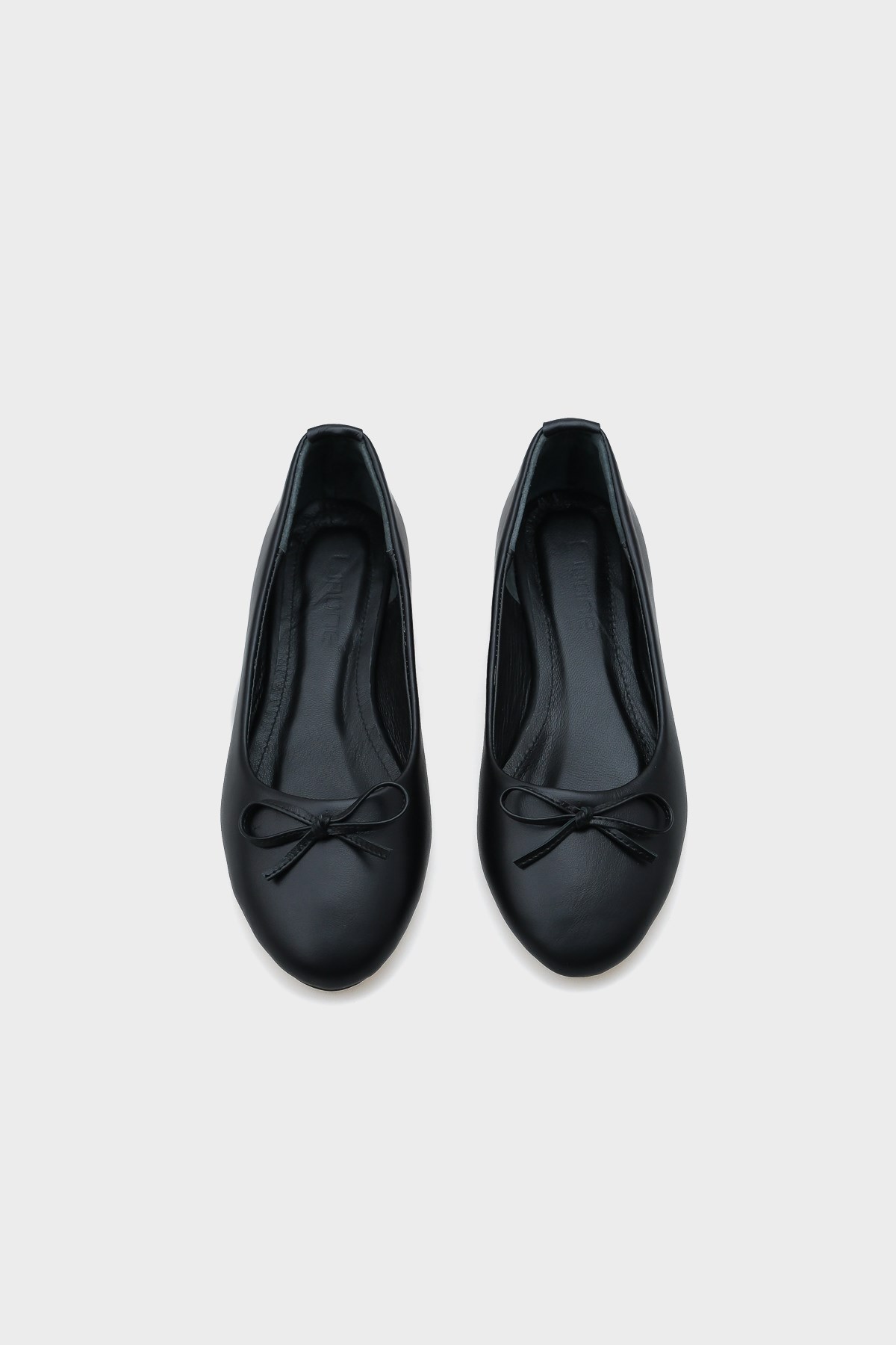 Capone Bloom Genuine Leather Bow Detail Round Toe Women Black Ballerinas