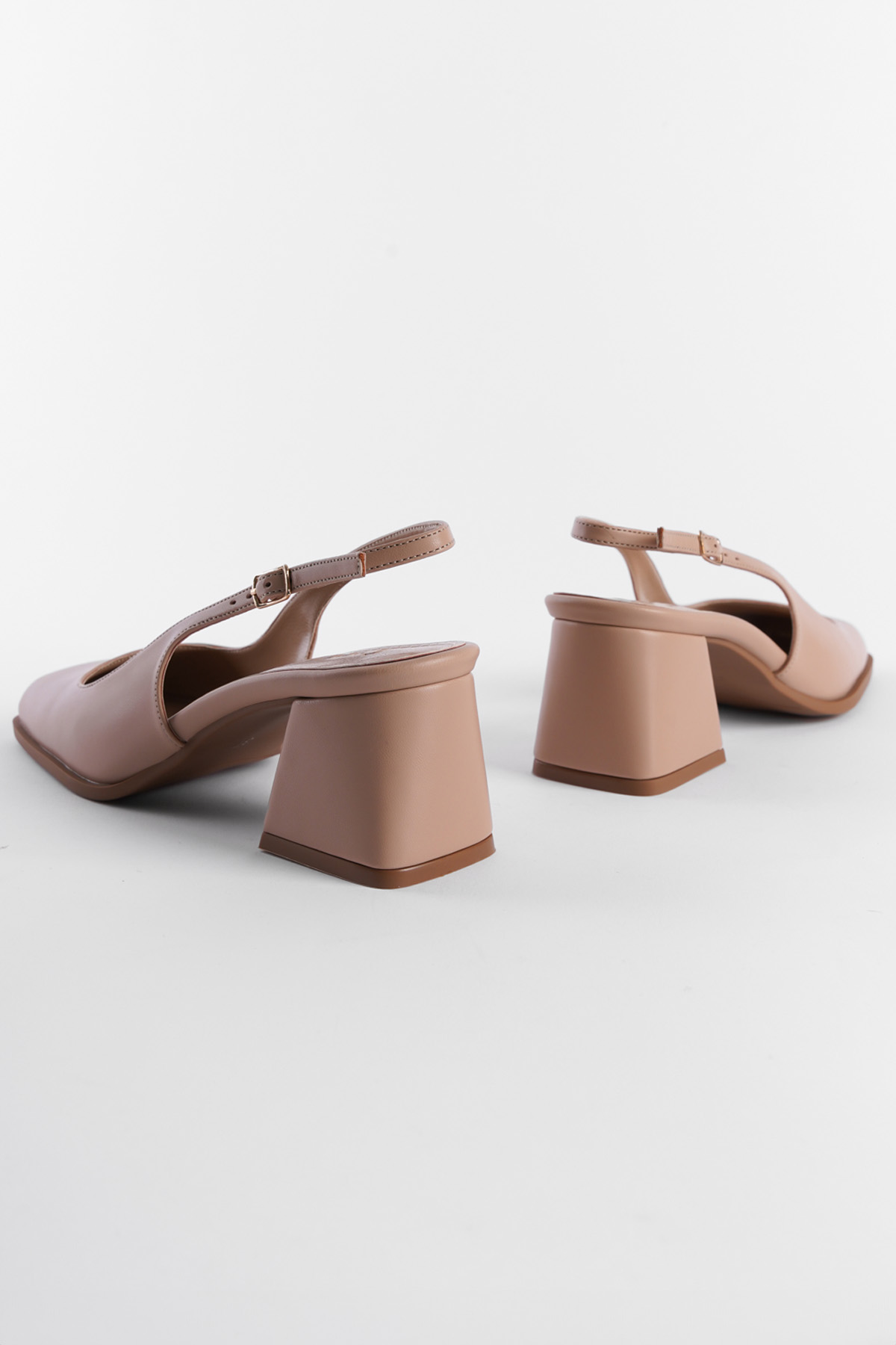 Capone Blunt Toe Block Heeled Slingback Patent Woman Shoes