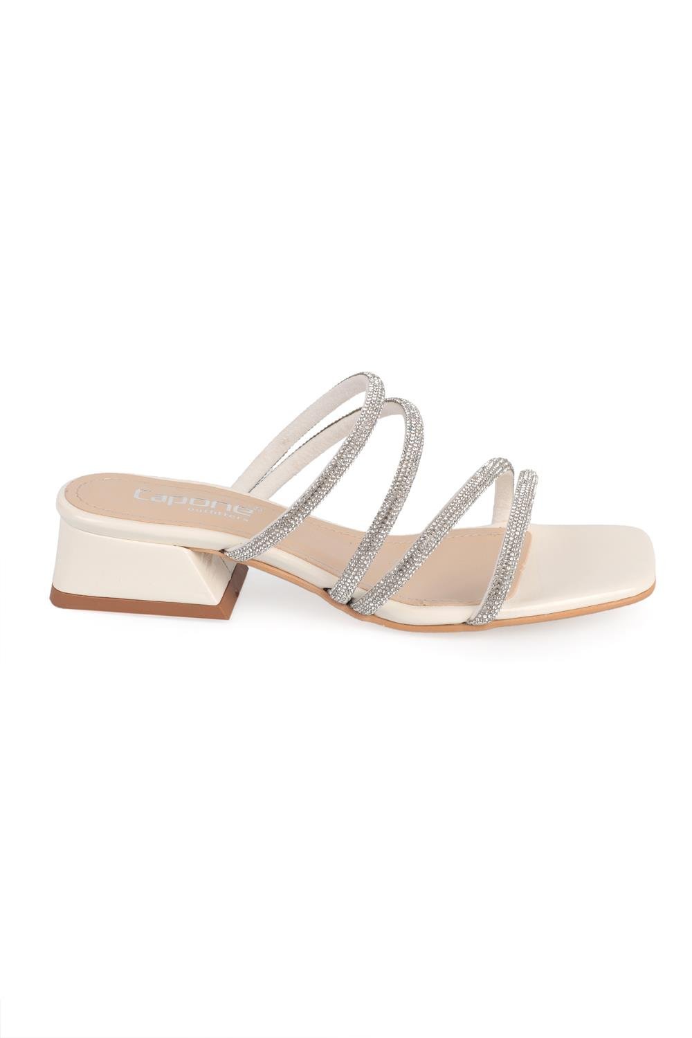 Capone Blunt Toe Crystal Embellished Bantlı Low Heel Rugan Woman Sandals