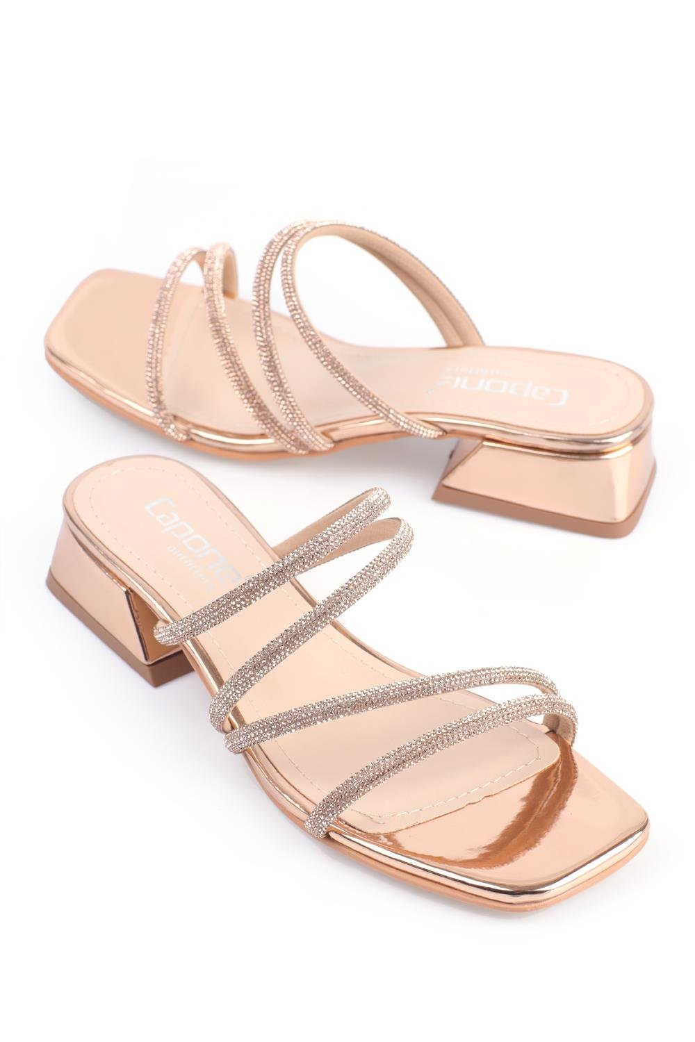 Capone Blunt Toe Crystal Embellished Bantlı Low Heel Mirror Fabric Woman Sandals
