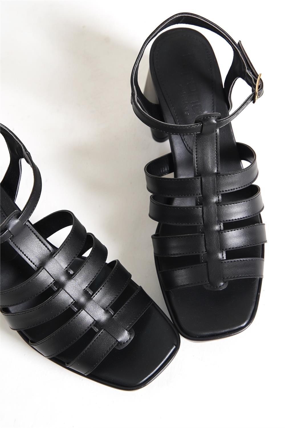 Capone Blunt Toe Gladiator Ankle Band Block Heel Woman Platform Sandals
