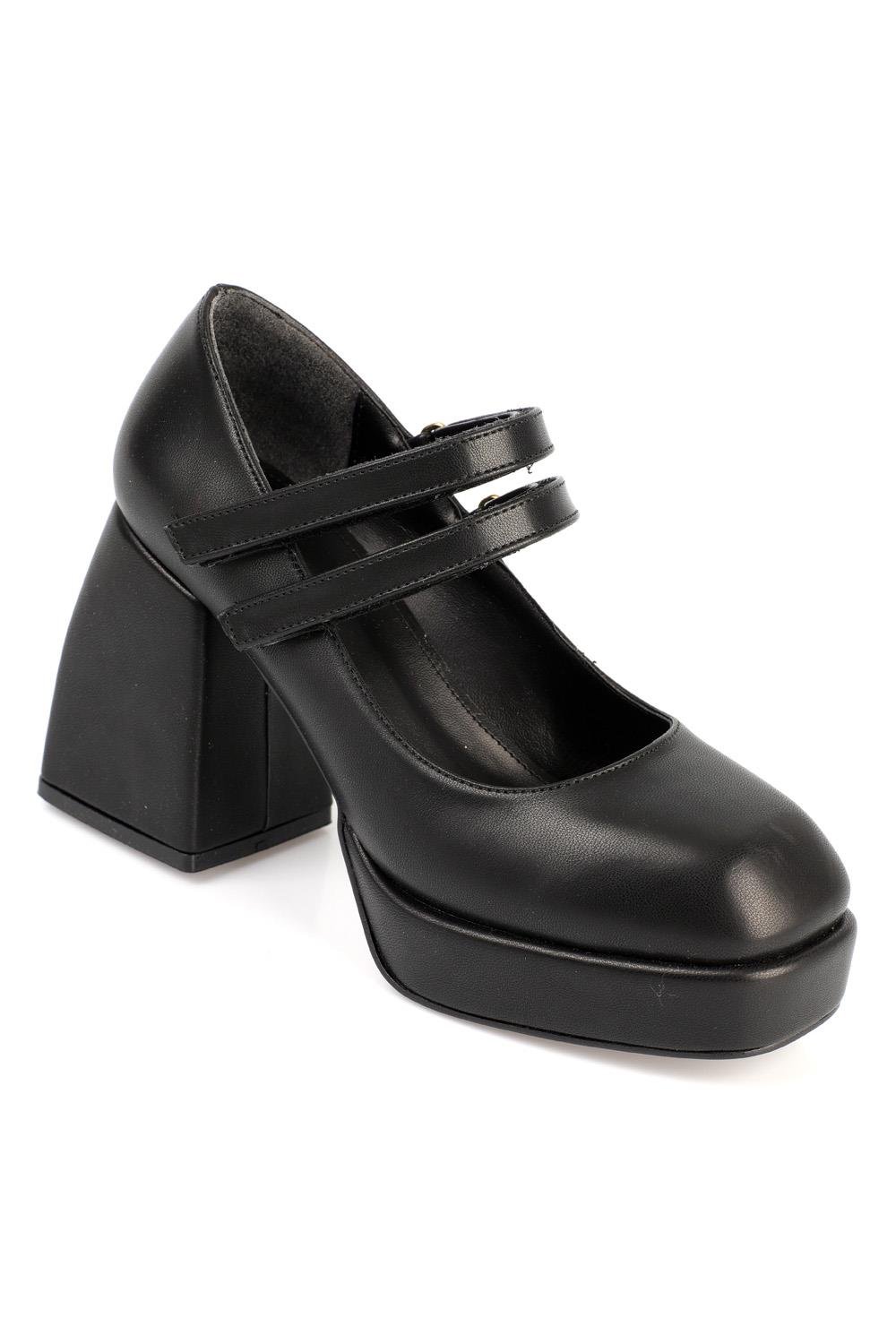 Capone Blunt Toe Mary Jane Platform Shoes