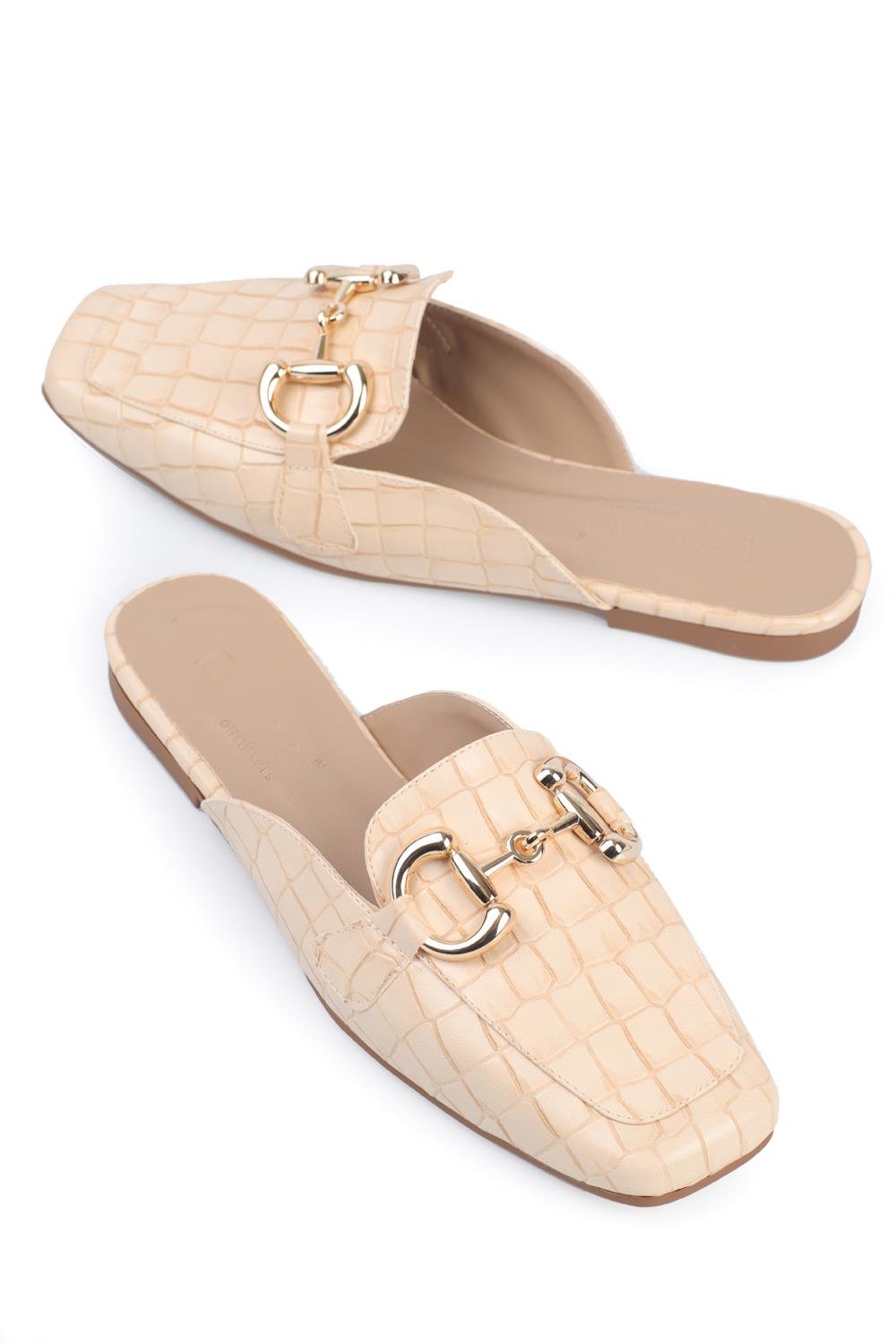Capone Blunt Toe Metal Accessory Croco Pattern Woman Mules