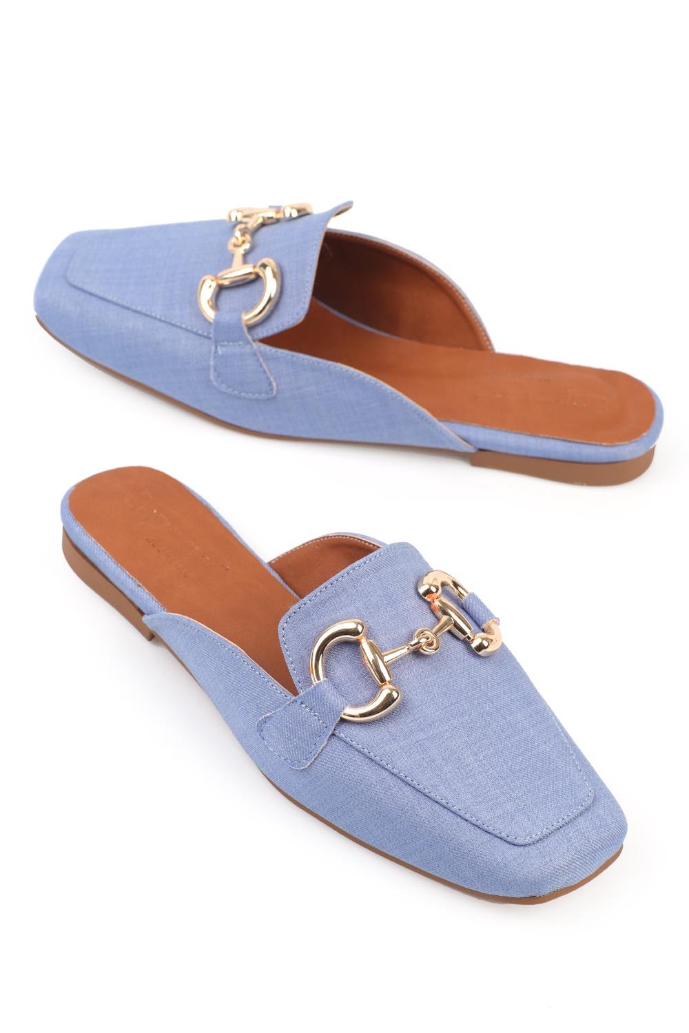 Capone Blunt Toe Metal Accessory Croco Pattern Woman Mules