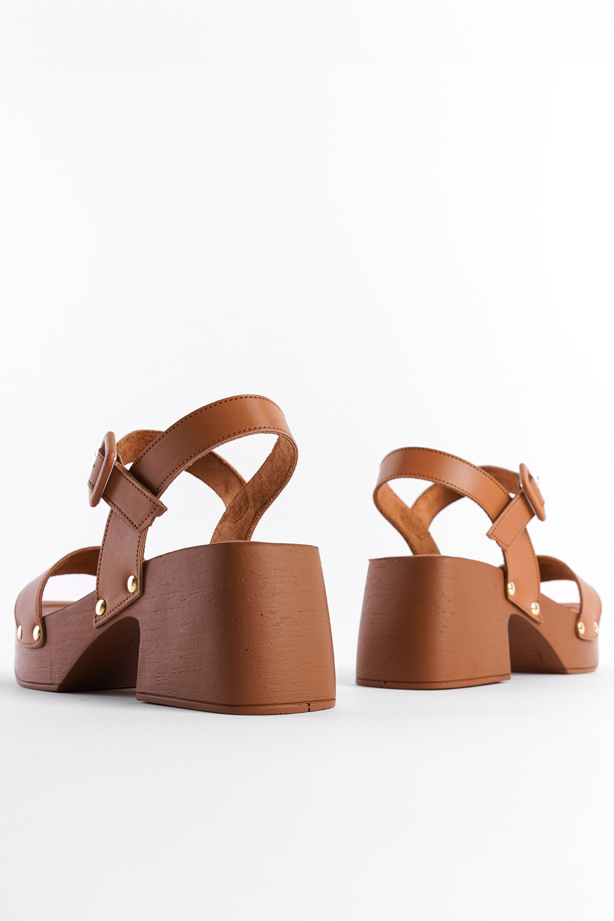 Capone Blunt Toe Single Band Platform Heel Woman Sandals