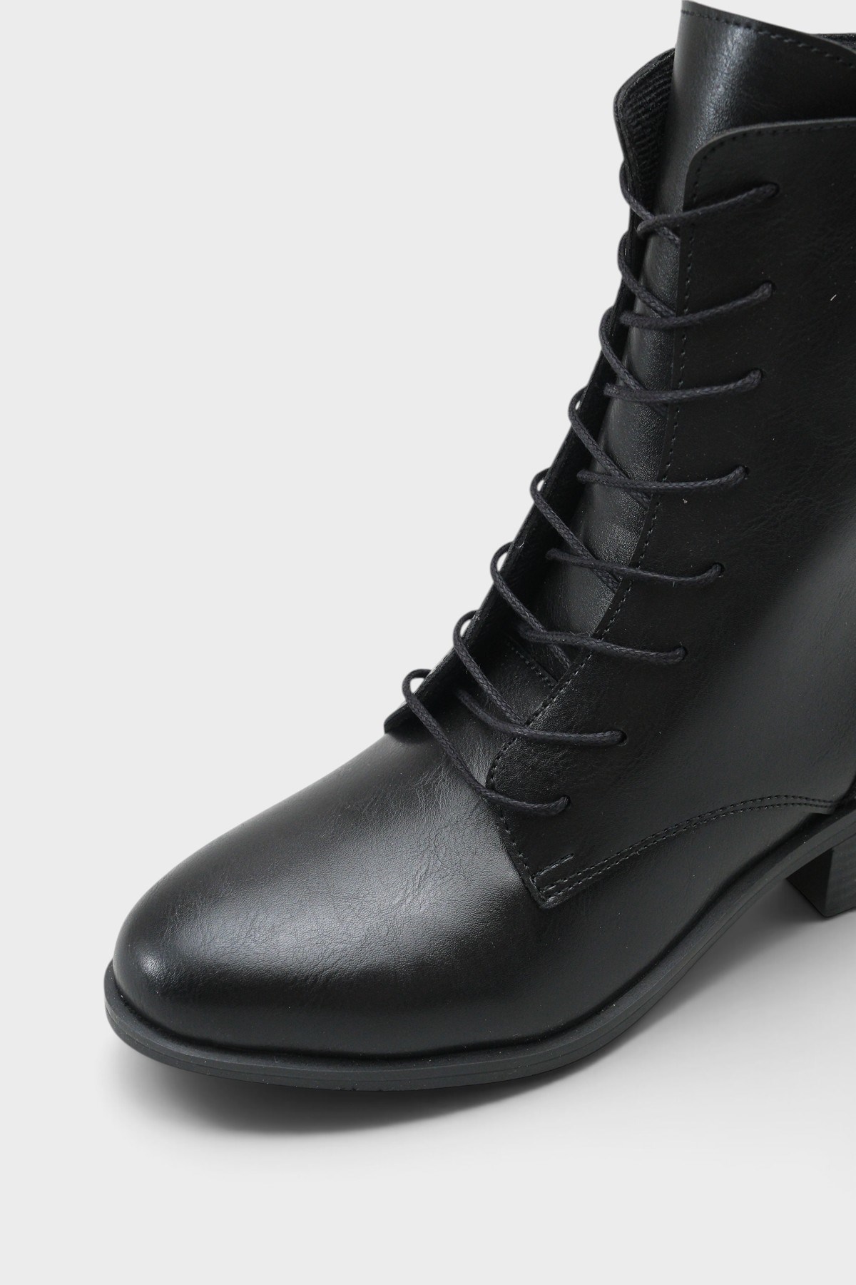 Capone Carolie Lace-Up Side Zip Mid Heel Casual Women Black Ankle Boot