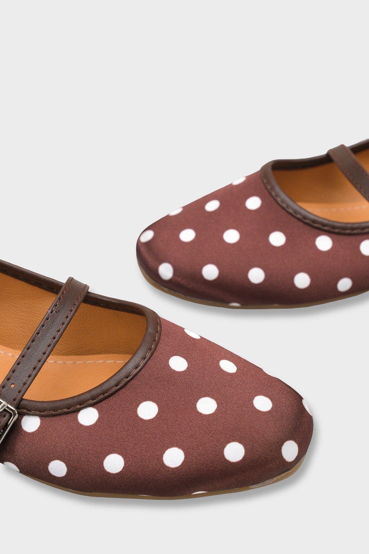 Capone Cathryn Buckle Strap Polka Dot Women Brown Ballet Flat