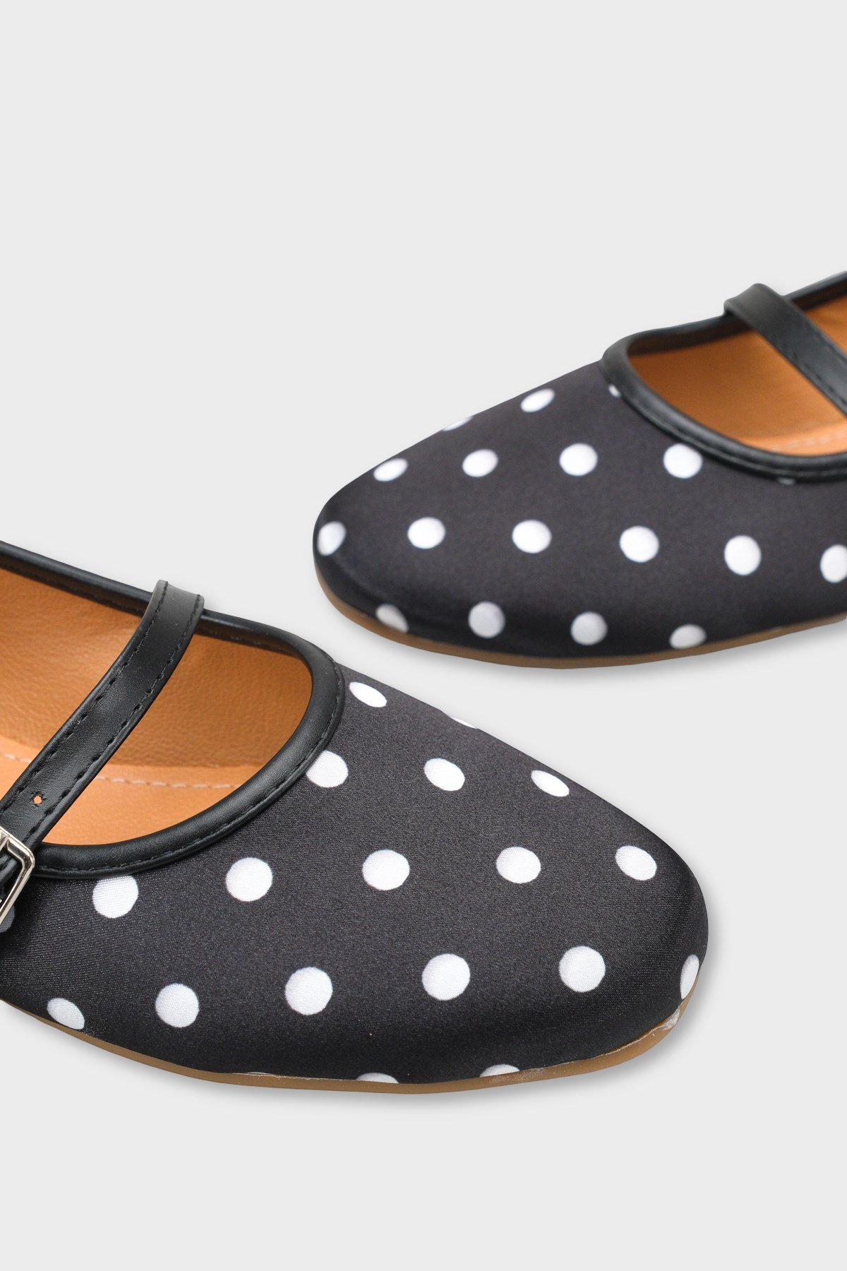 Capone Cathryn Buckle Strap Polka Dot Women Black Ballet Flat