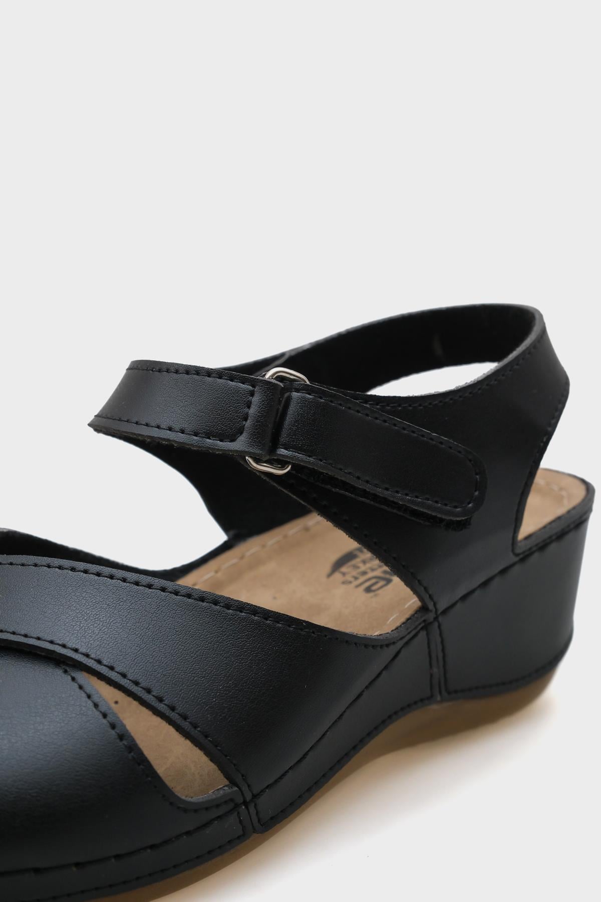 Capone Celeste Z6312 Women Black Comfort Anatomical Sandals